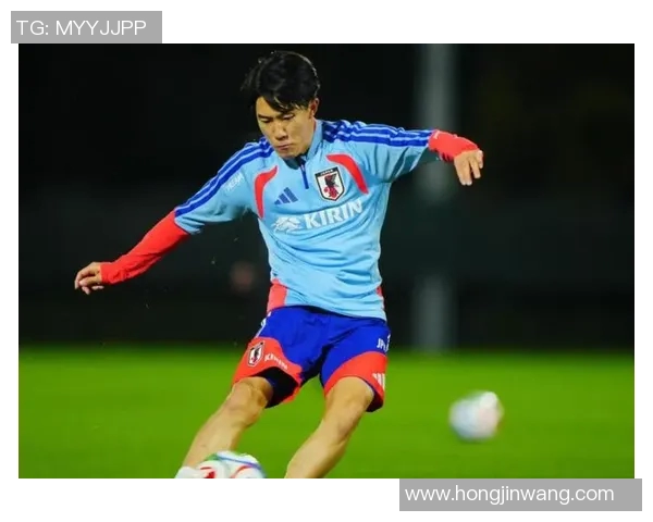 佐藤龙之介助攻助力球队逆转胜利展现出色团队合作精神