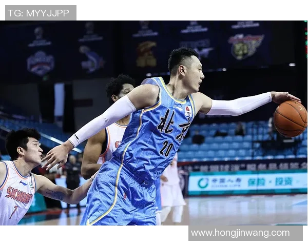 张琳芃精彩助攻展现团队配合精神助力球队取得胜利