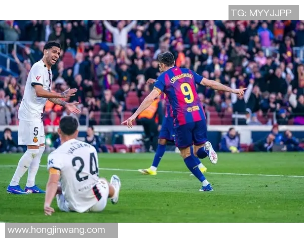 巴塞罗那主场大胜皇家社会，梅西梅开二度领队取胜