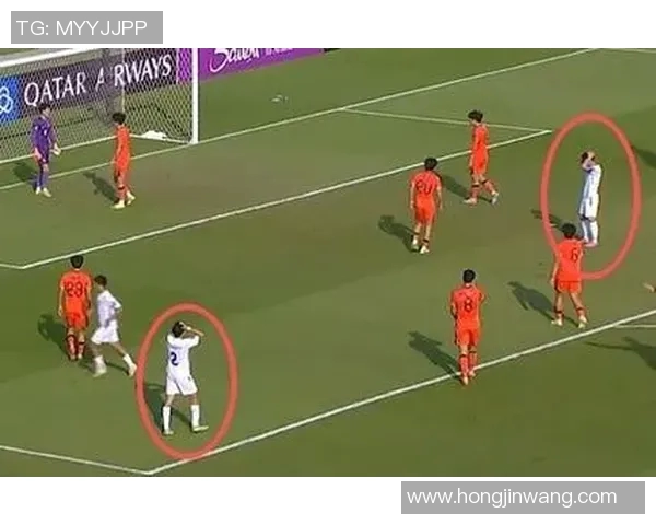 李昊飞身扑救瞬间展现英勇精神与团队合作的力量