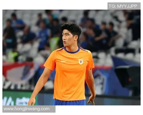 中超联赛彭啸表现出色助力球队争冠展现职业足球新风貌